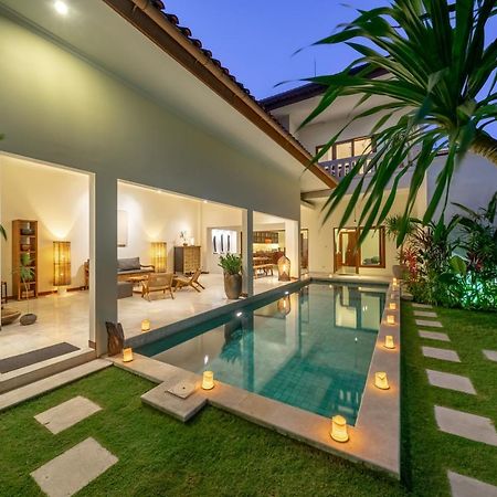 Amandaru Villa By Rpm Legian Exteriér fotografie